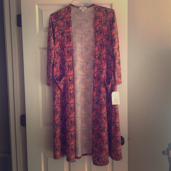 LuLaRoe Sweaters - LulaRoe Sarah sweater